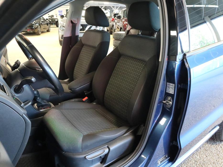 VOLKSWAGEN Polo 2017