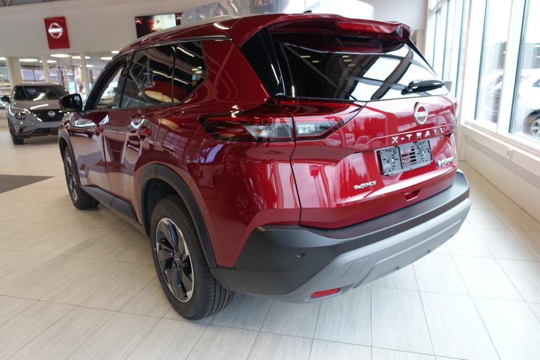 NISSAN X-Trail 2024