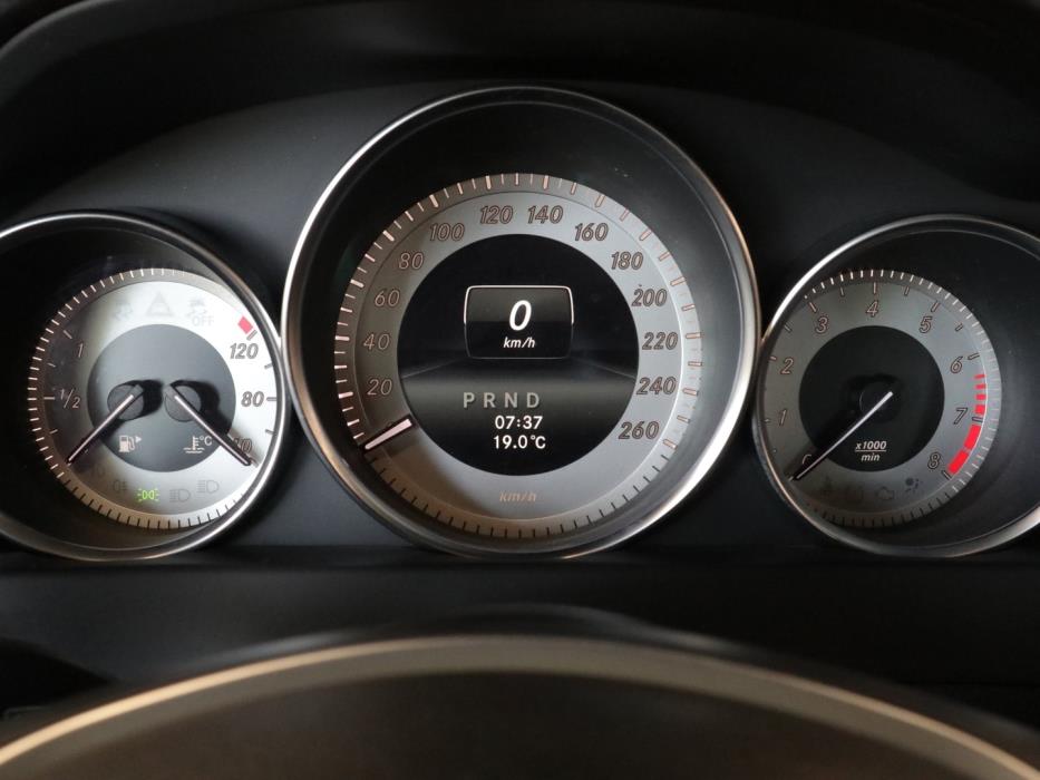 MERCEDES-BENZ C 2014