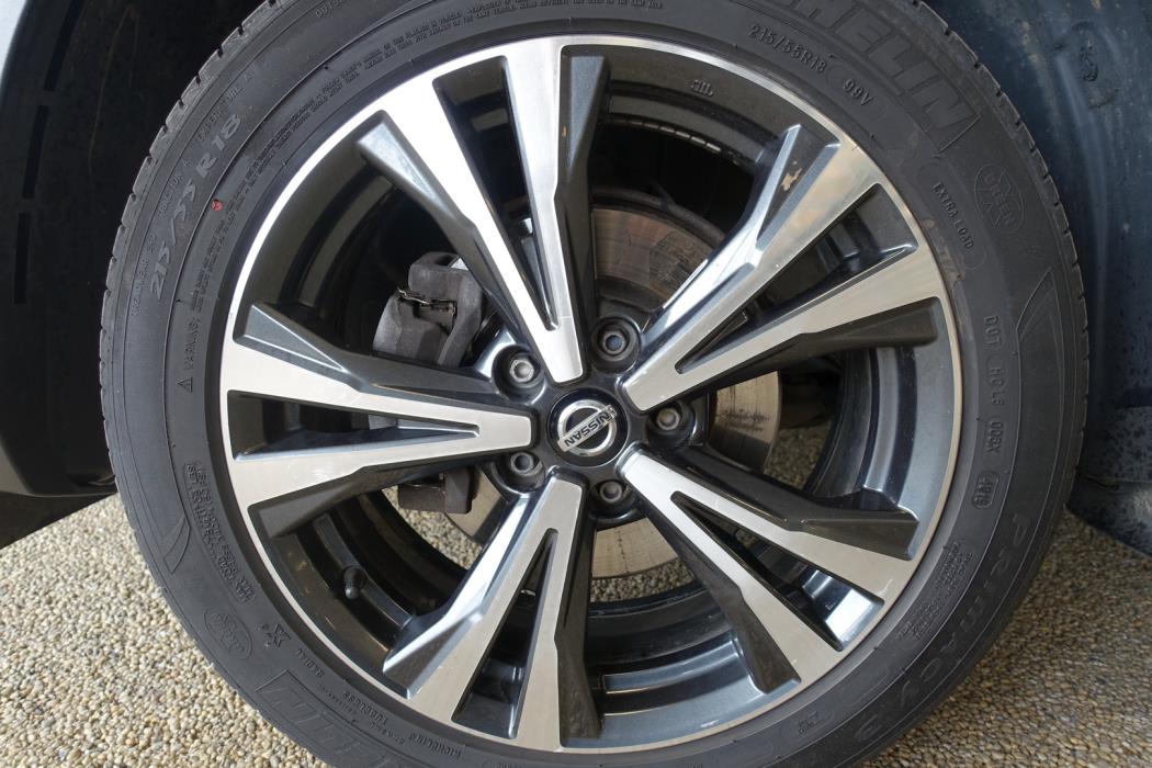 NISSAN QASHQAI 2019