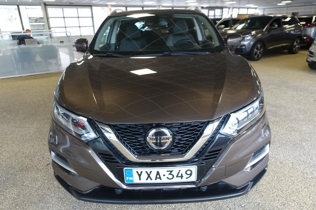 NISSAN QASHQAI 2019