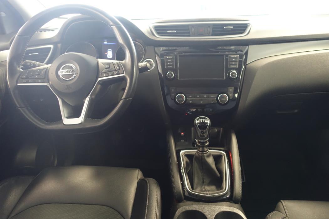 NISSAN QASHQAI 2019