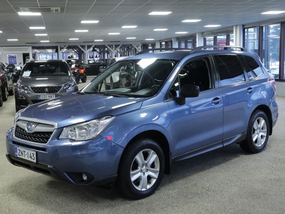 SUBARU Forester 2015