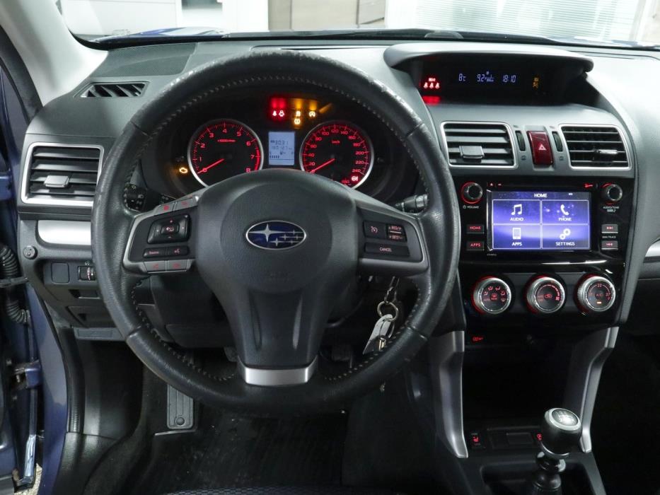 SUBARU Forester 2015