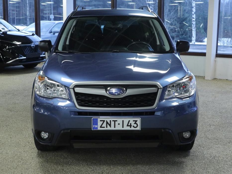 SUBARU Forester 2015