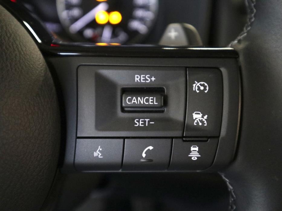 NISSAN Qashqai 2022
