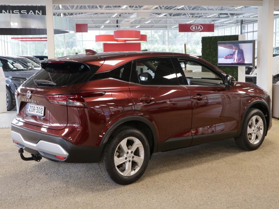 NISSAN Qashqai 2022