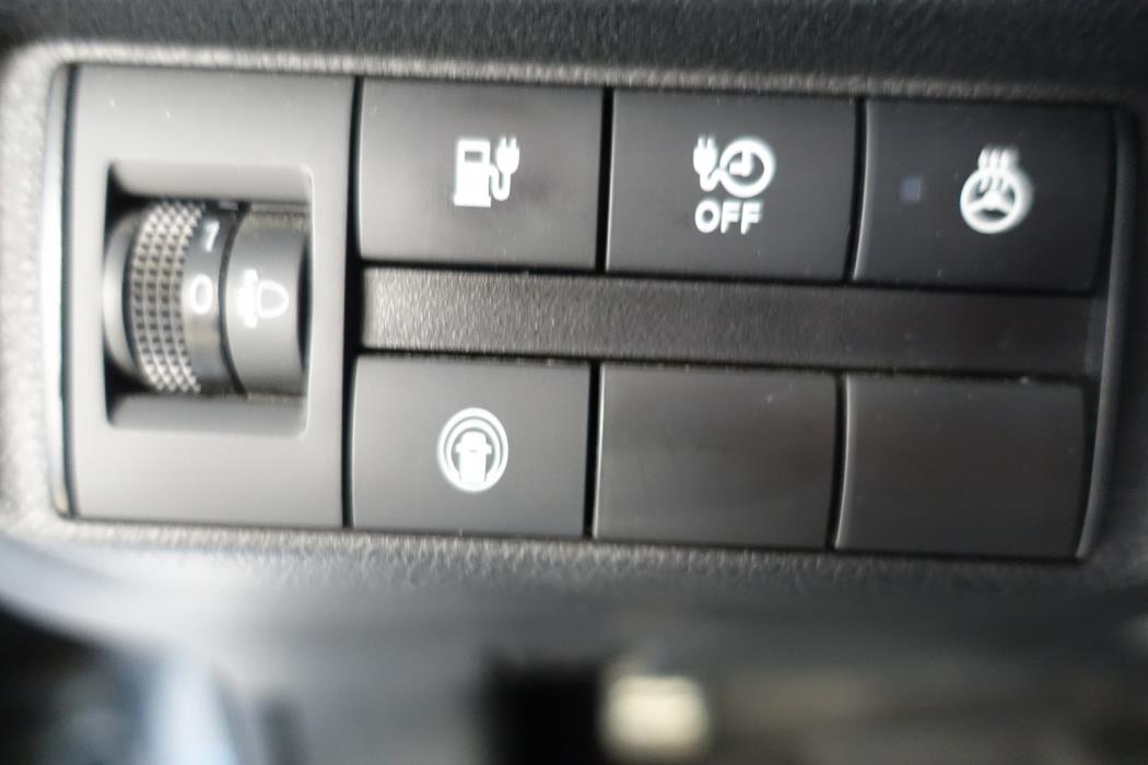 NISSAN Leaf 2023