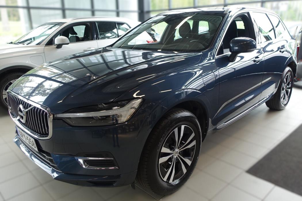 VOLVO XC60 2021