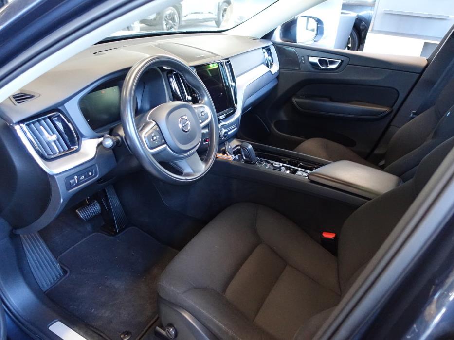 VOLVO XC60 2021