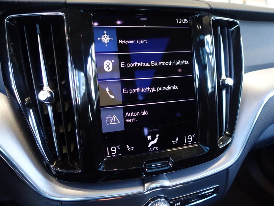 VOLVO XC60 2021