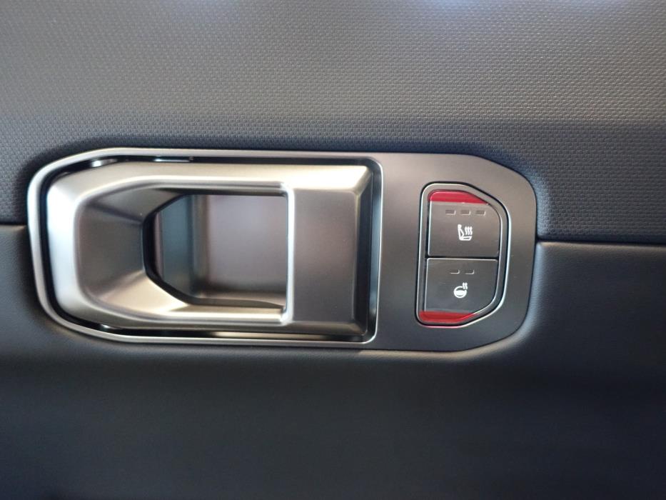 KIA EV4 2027