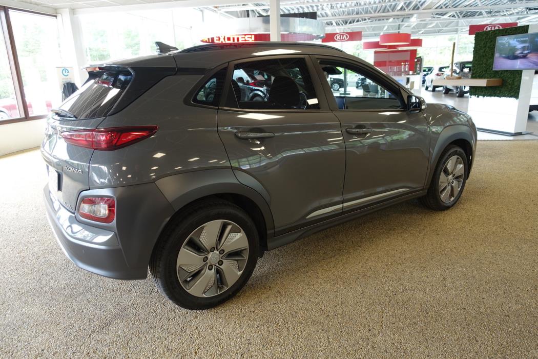 HYUNDAI KONA 2021