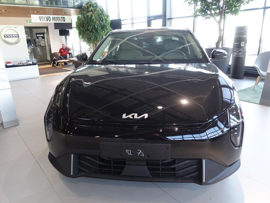 KIA EV4 2026