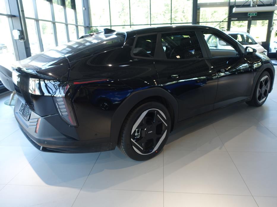 KIA EV4 2026