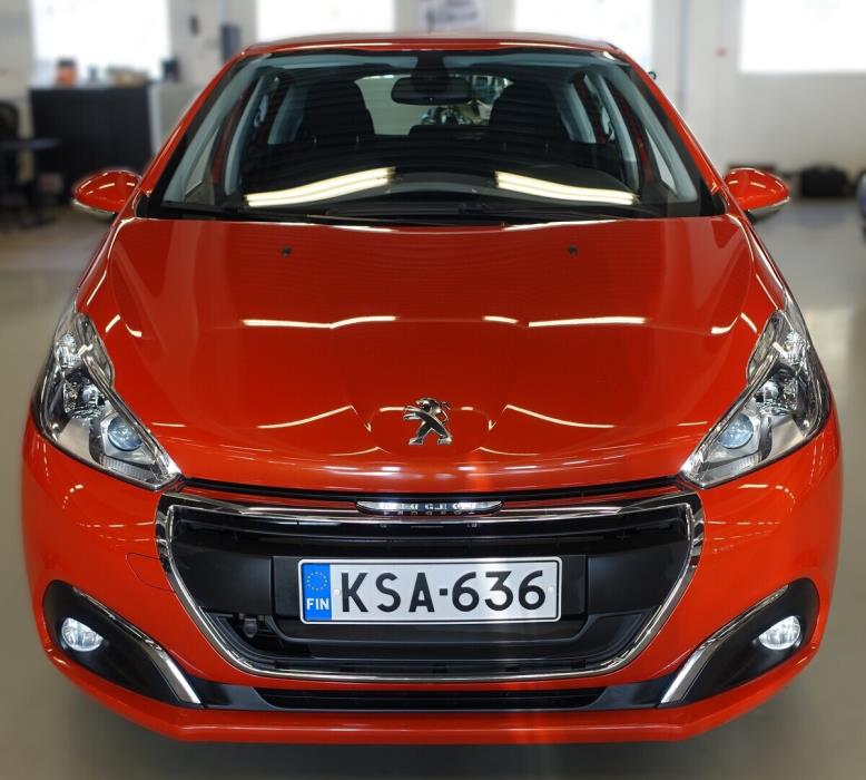 PEUGEOT 208 2016