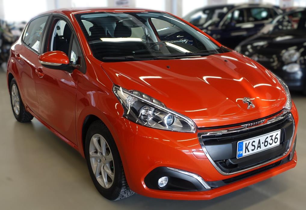 PEUGEOT 208 2016