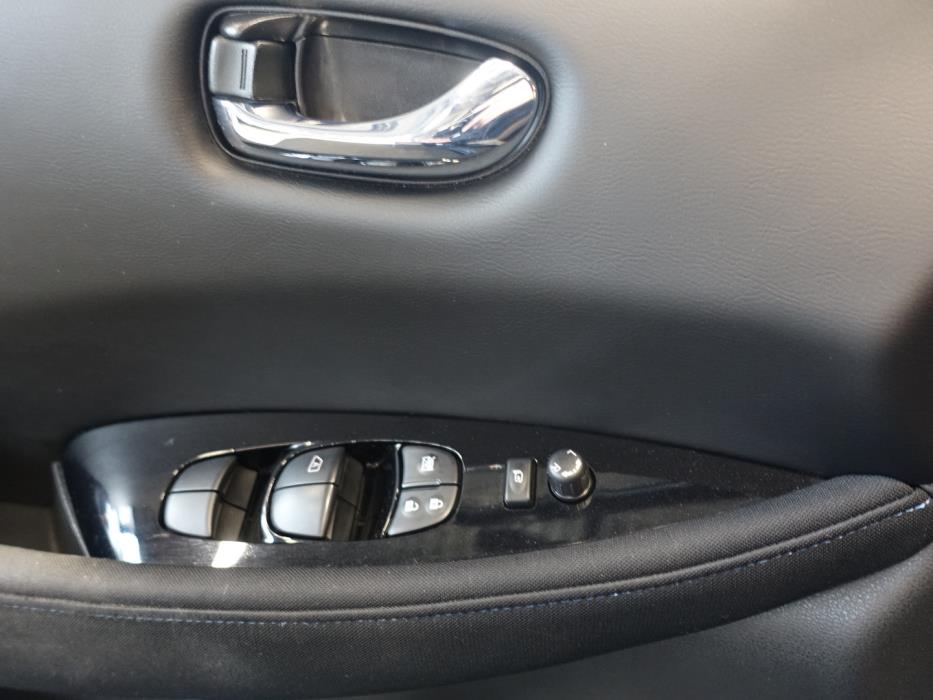 NISSAN Leaf 2022