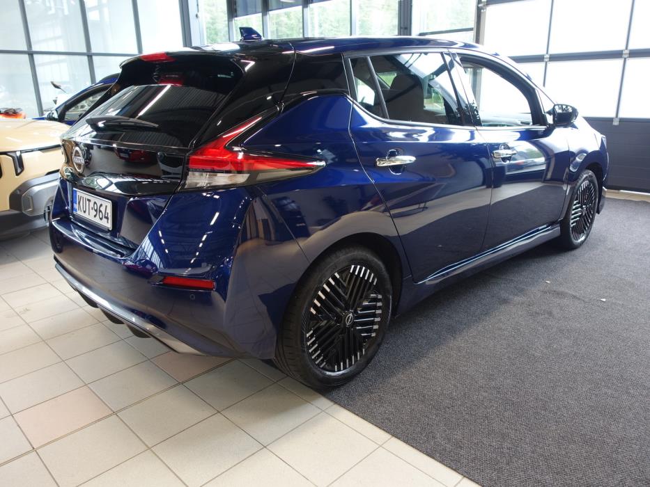 NISSAN Leaf 2022