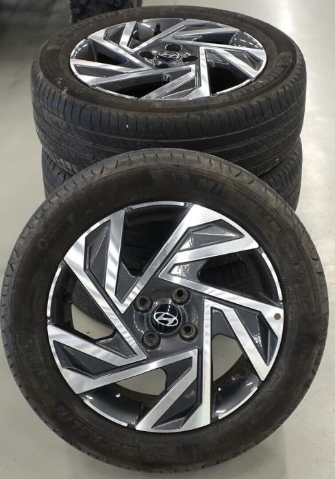 HYUNDAI i20 Hatchback 2024