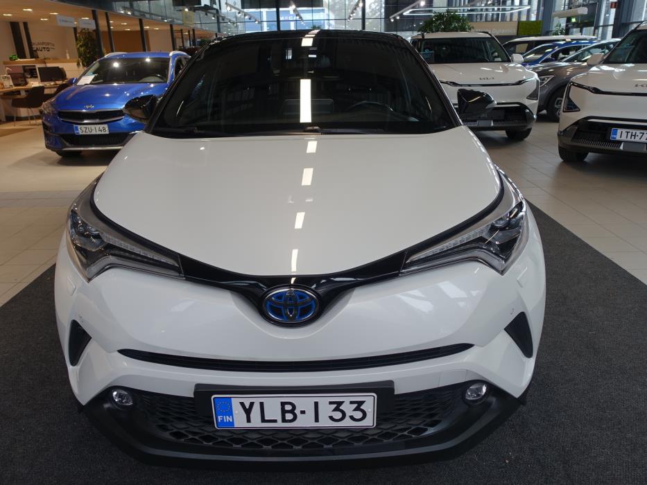 TOYOTA C-HR 2019
