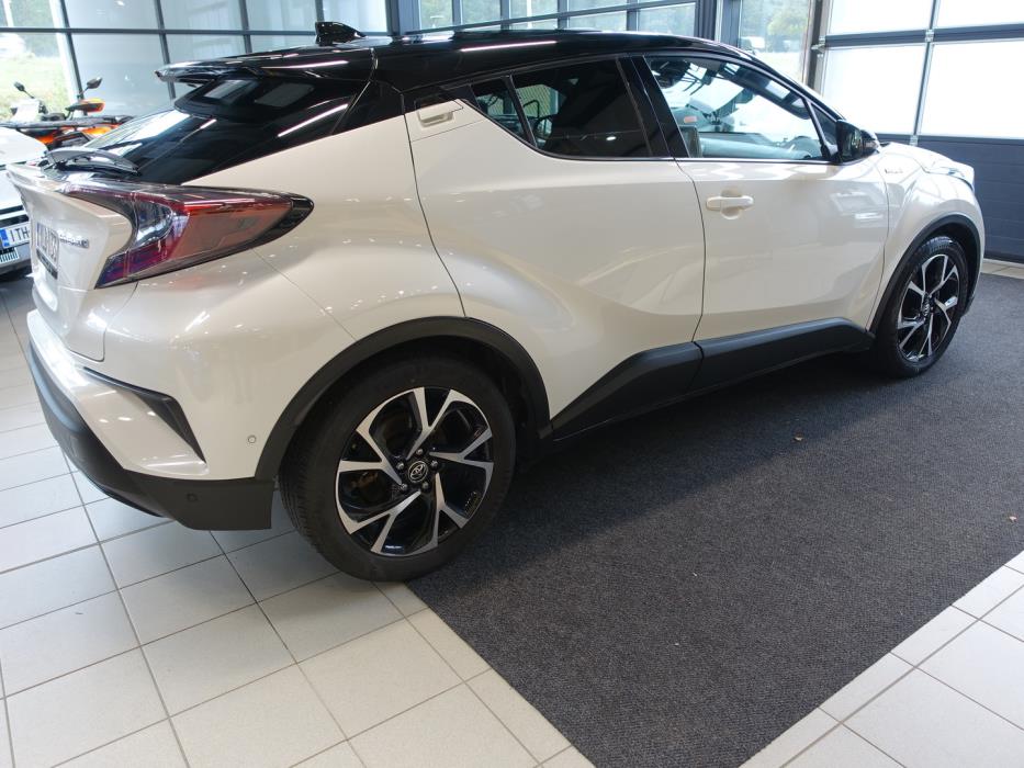 TOYOTA C-HR 2019