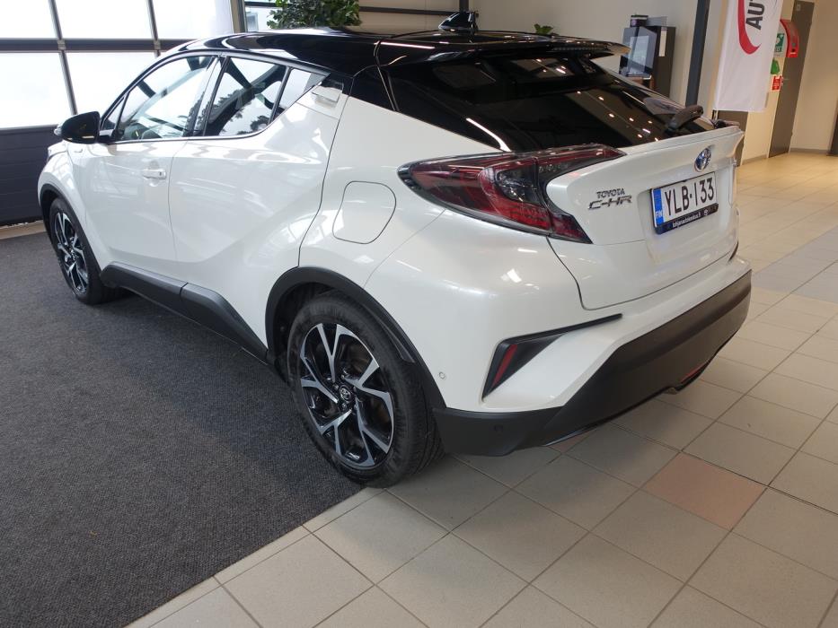 TOYOTA C-HR 2019