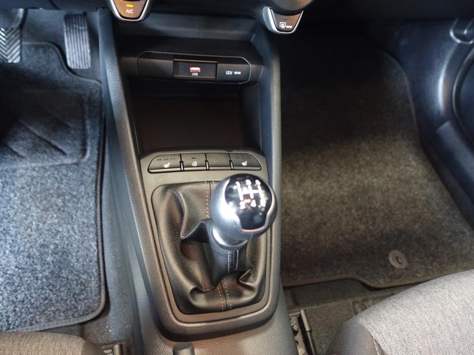 KIA Stonic 2025