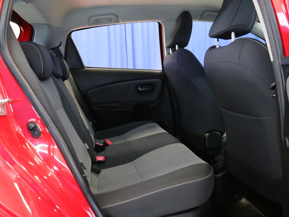 Toyota Yaris 2015