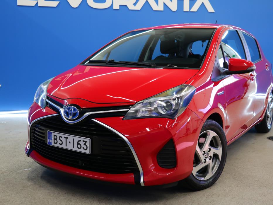 Toyota Yaris 2015