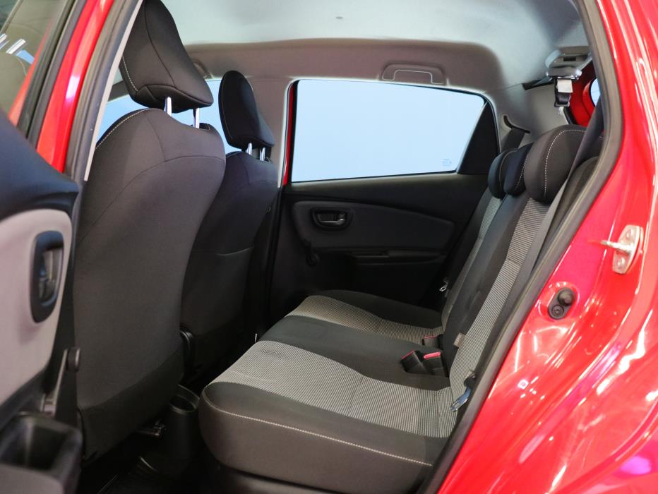 Toyota Yaris 2015