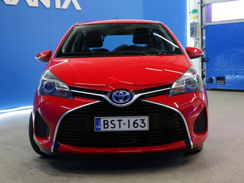 Toyota Yaris 2015