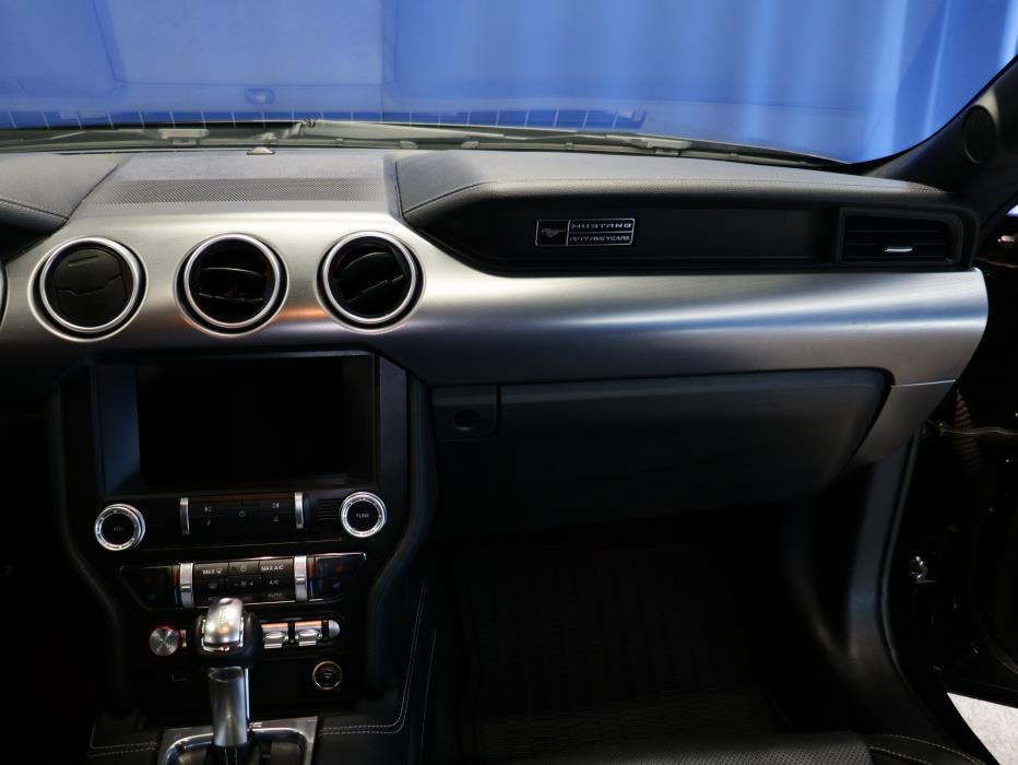 Ford Mustang 2020
