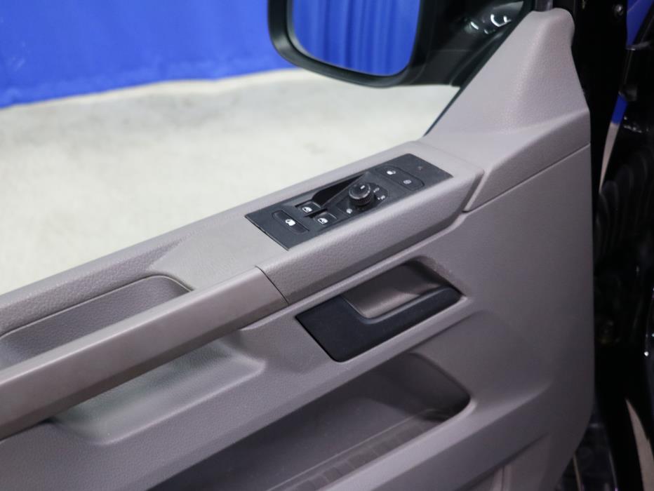 Volkswagen Transporter 2021
