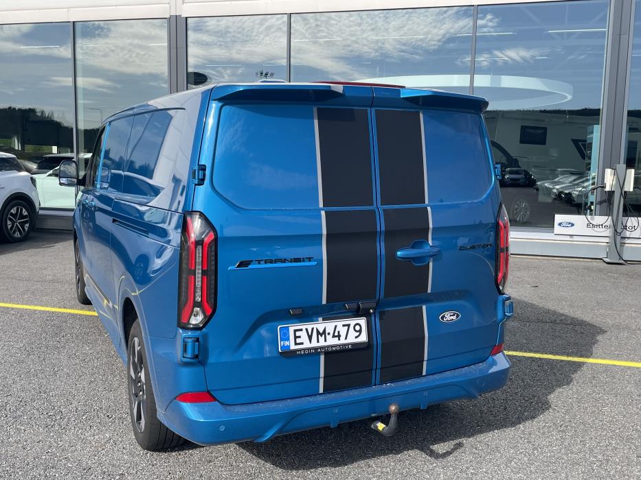 Ford Transit Custom 2025