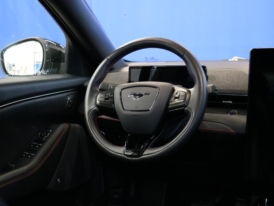 Ford Mustang Mach-E 2023