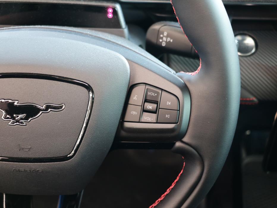 Ford Mustang Mach-E 2026
