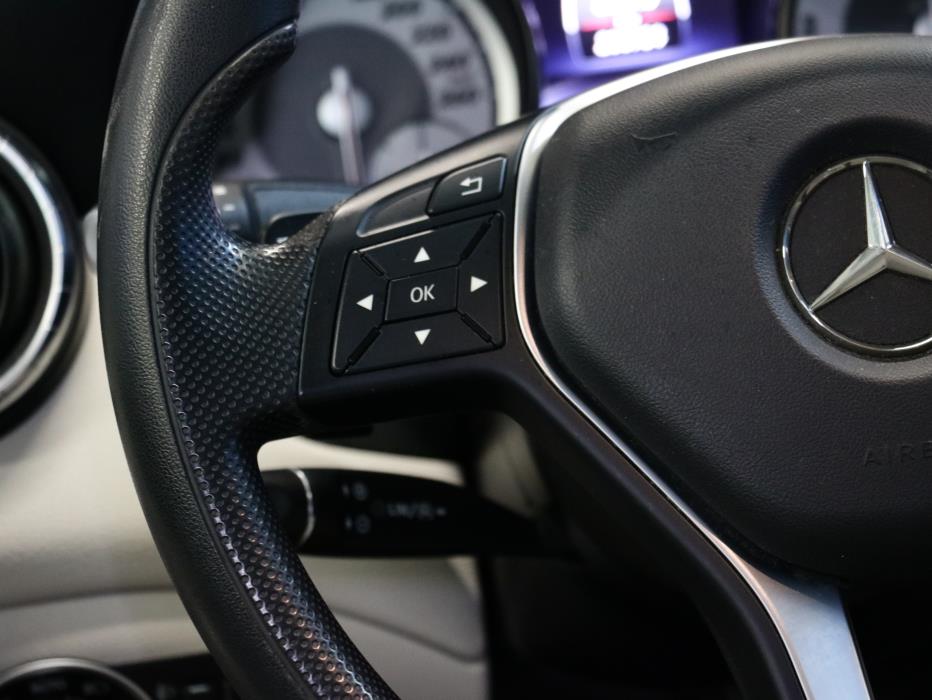 Mercedes-Benz CLA 2014