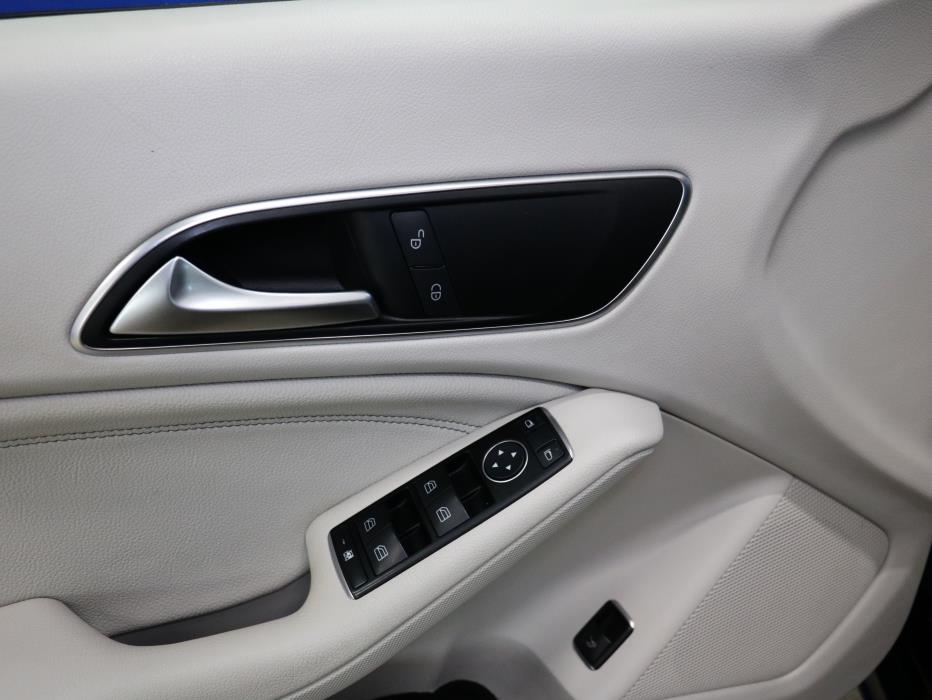 Mercedes-Benz CLA 2014