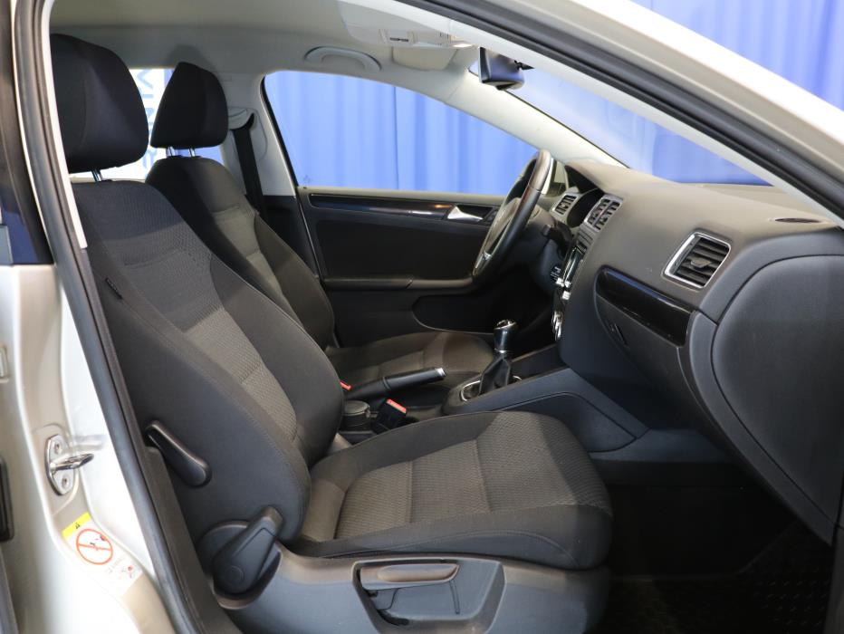 Volkswagen Jetta 2013