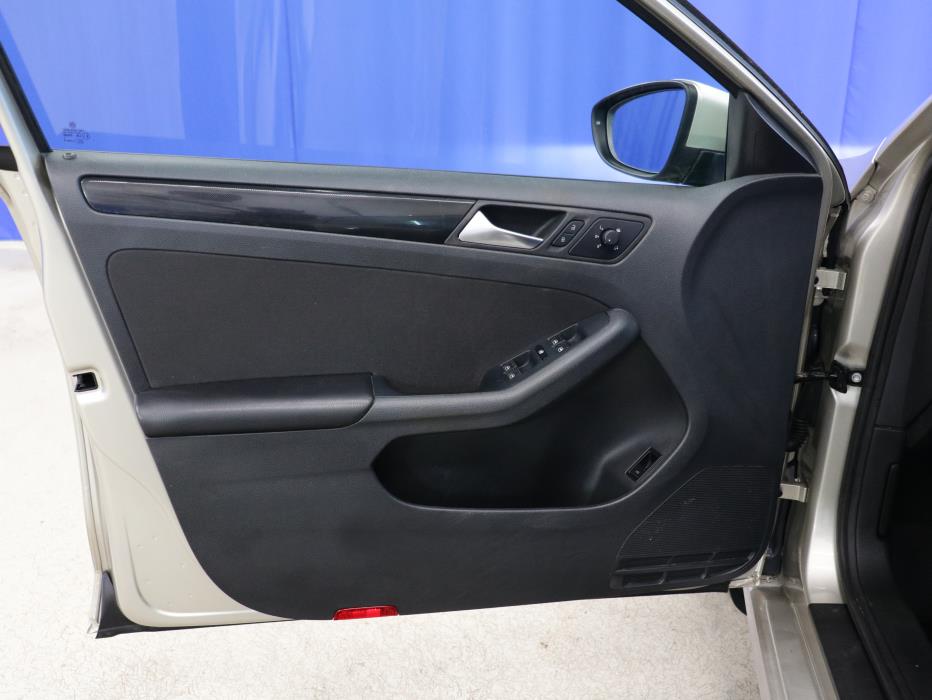 Volkswagen Jetta 2013