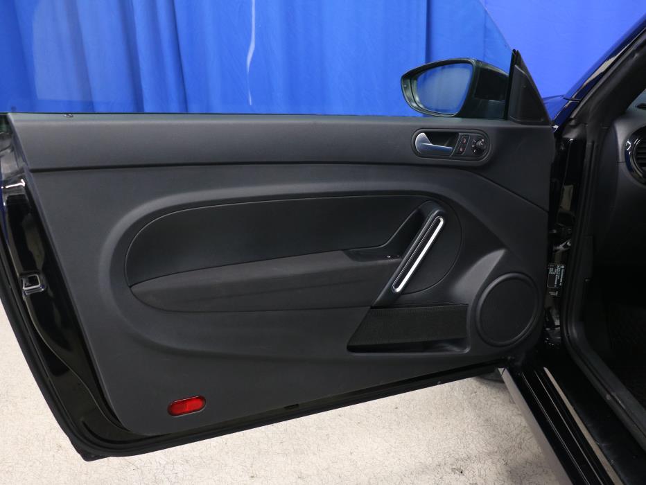 Volkswagen Beetle 2015