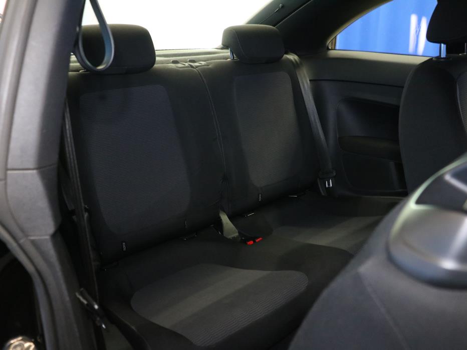 Volkswagen Beetle 2015