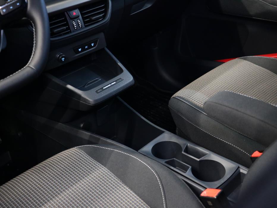 Ford Tourneo Courier 2025