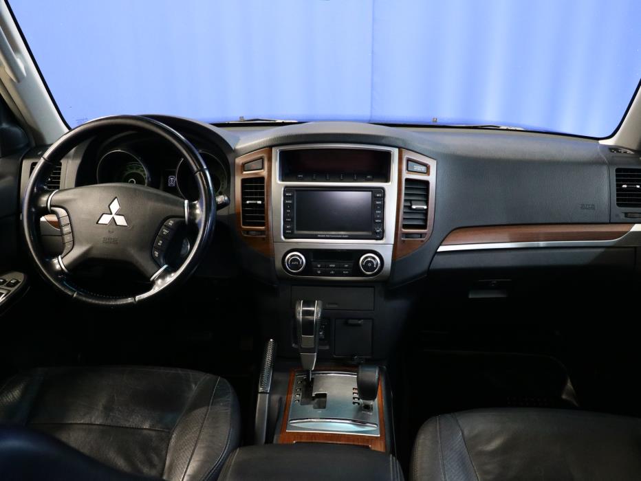 Mitsubishi Pajero 2008