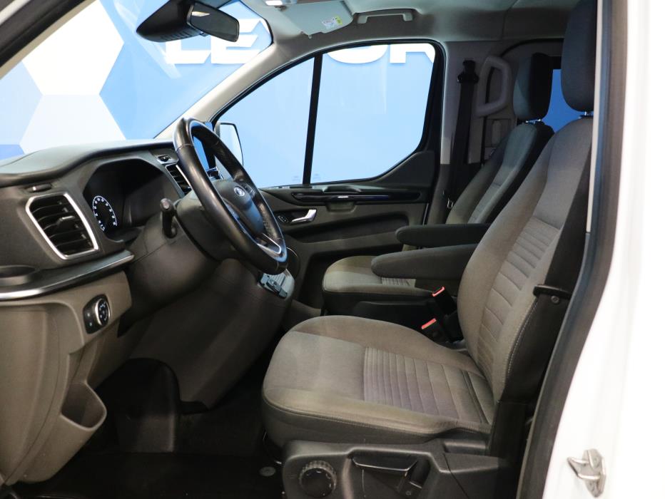 Ford Tourneo Custom 2019