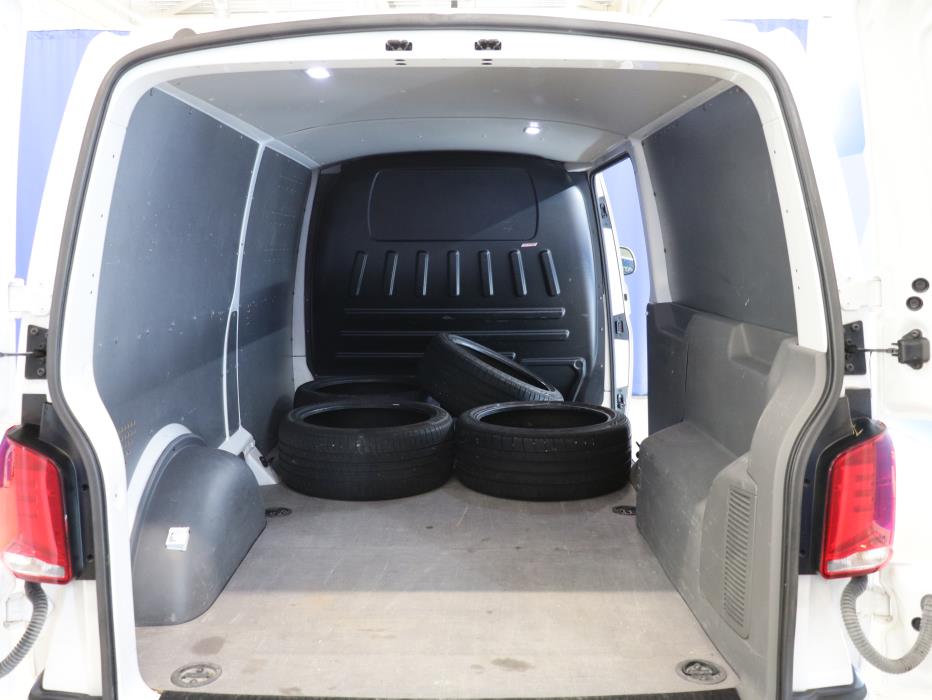 Volkswagen Transporter 2021