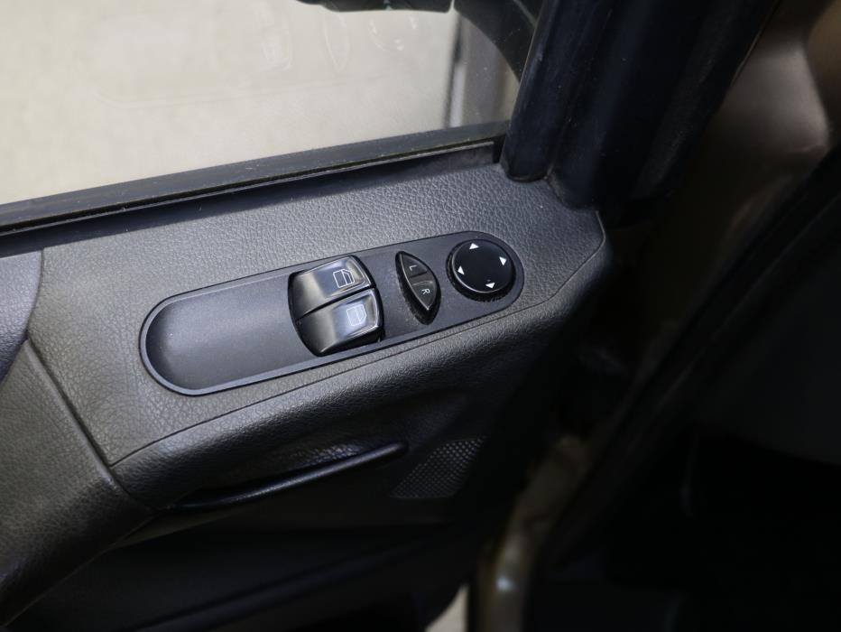 Mercedes-Benz Vito 2010