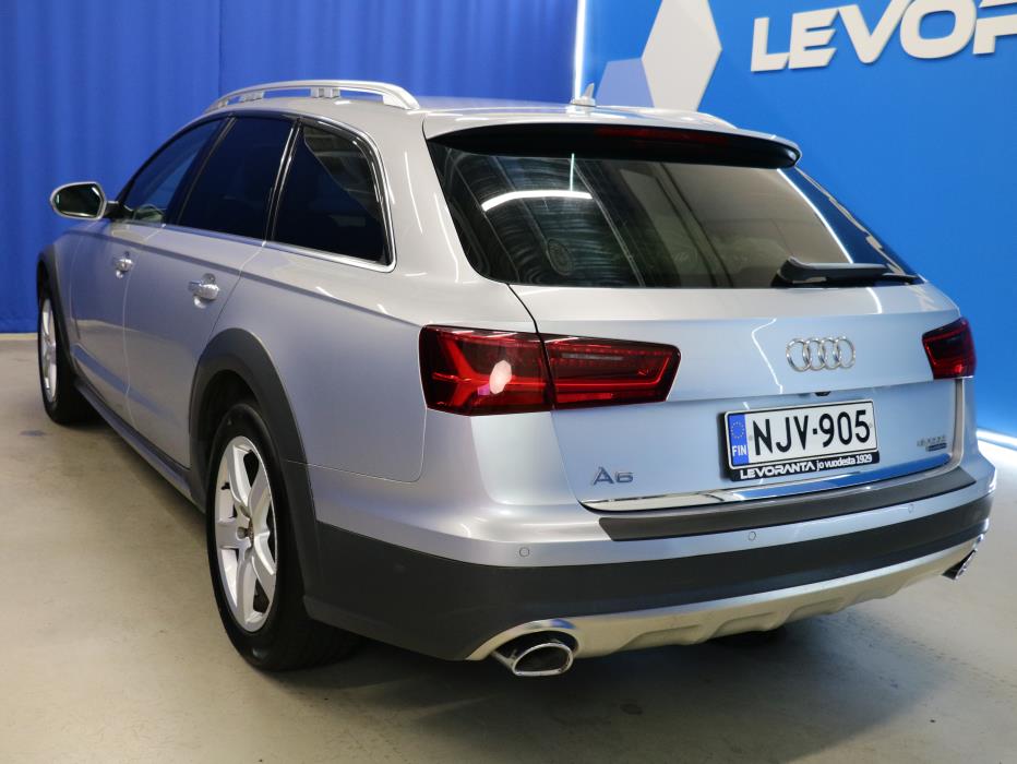 Audi A6 allroad quattro 2015