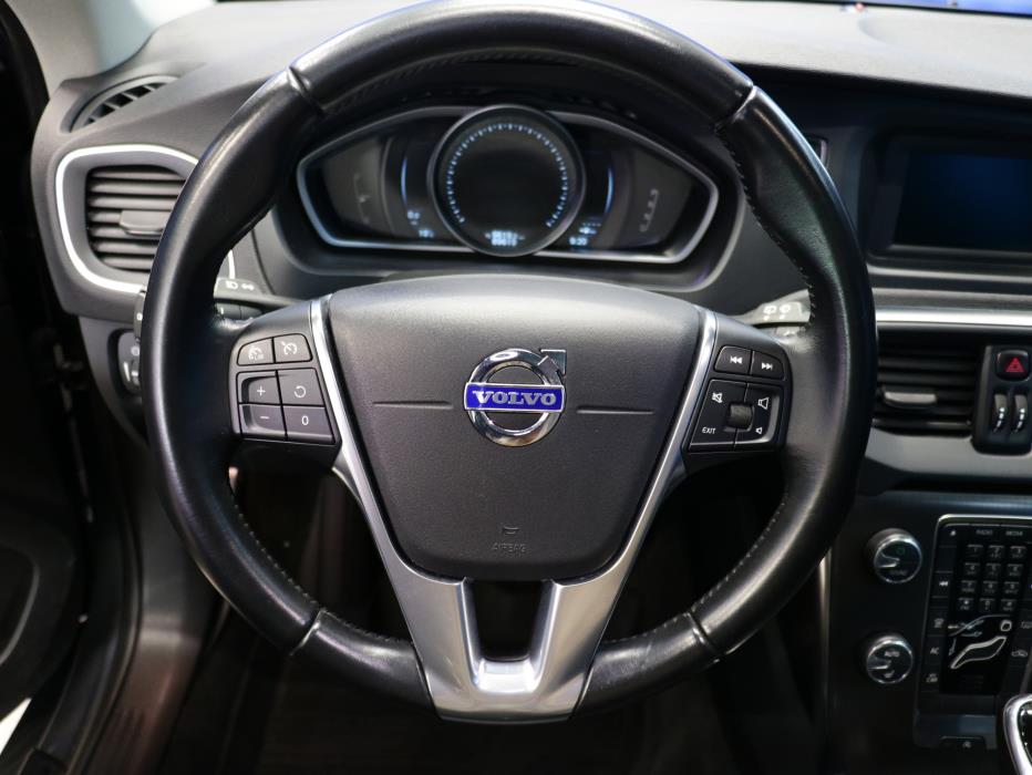Volvo V40 2015